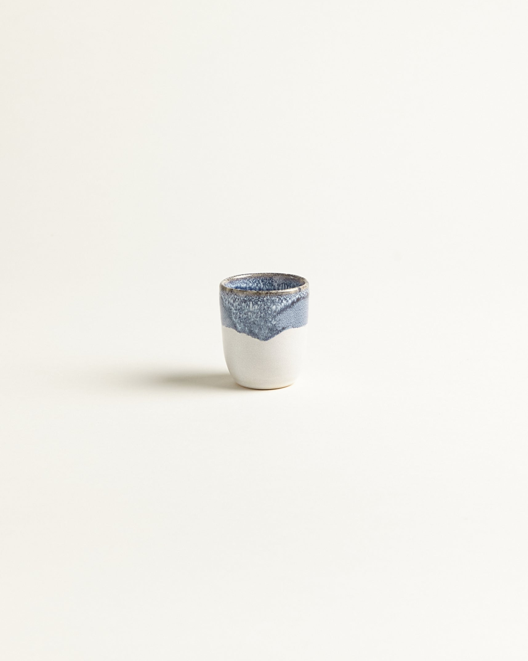 #farbe_graublau dipped